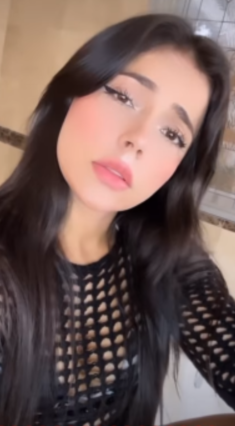 Aida Cort S Sensuales Fotograf As En Bikini Onlyfans La Mega